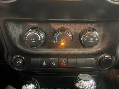 2012 Jeep Wrangler Unlimited Sport