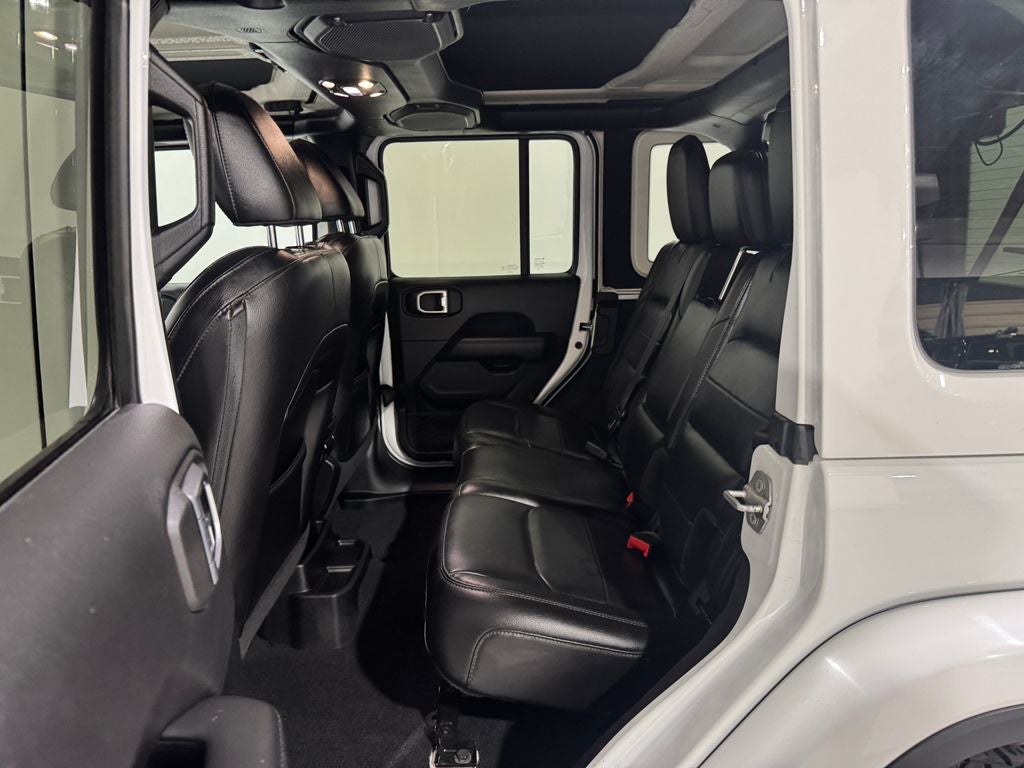 2020 Jeep Wrangler Unlimited Sahara Altitude