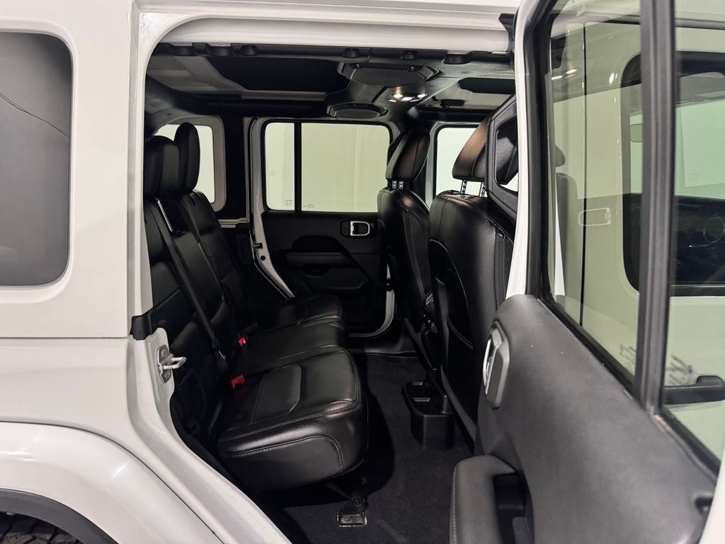 2020 Jeep Wrangler Unlimited Sahara Altitude