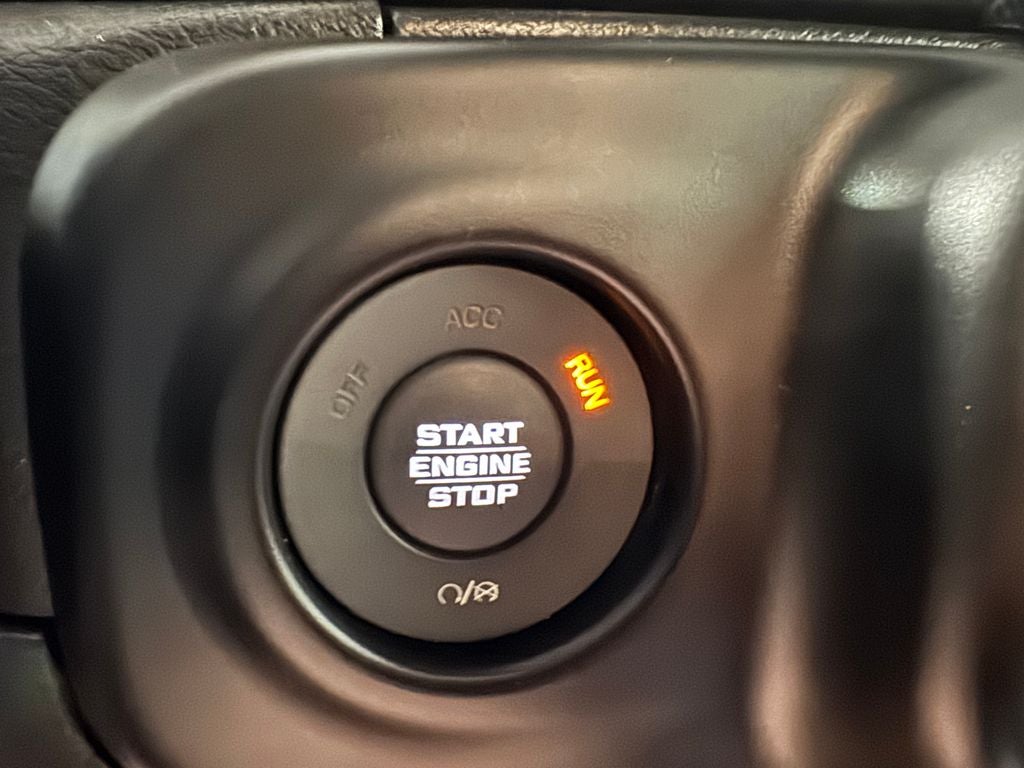2020 Jeep Wrangler Unlimited Sahara Altitude