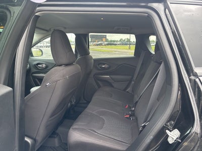 2021 Jeep Cherokee Sport