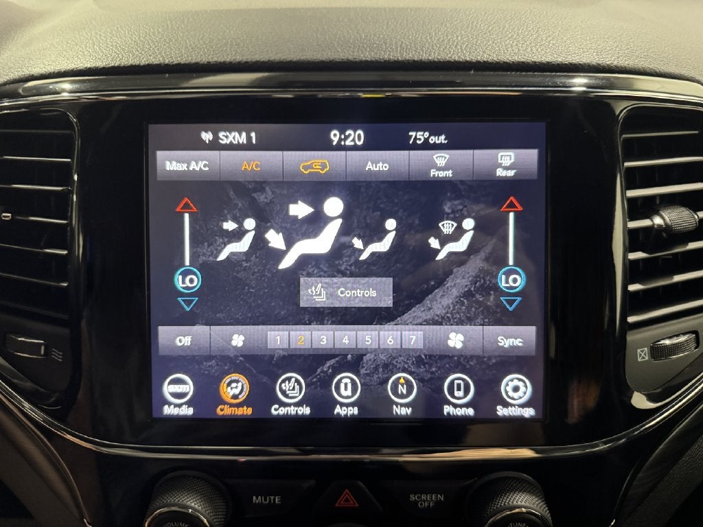 2021 Jeep Grand Cherokee Altitude