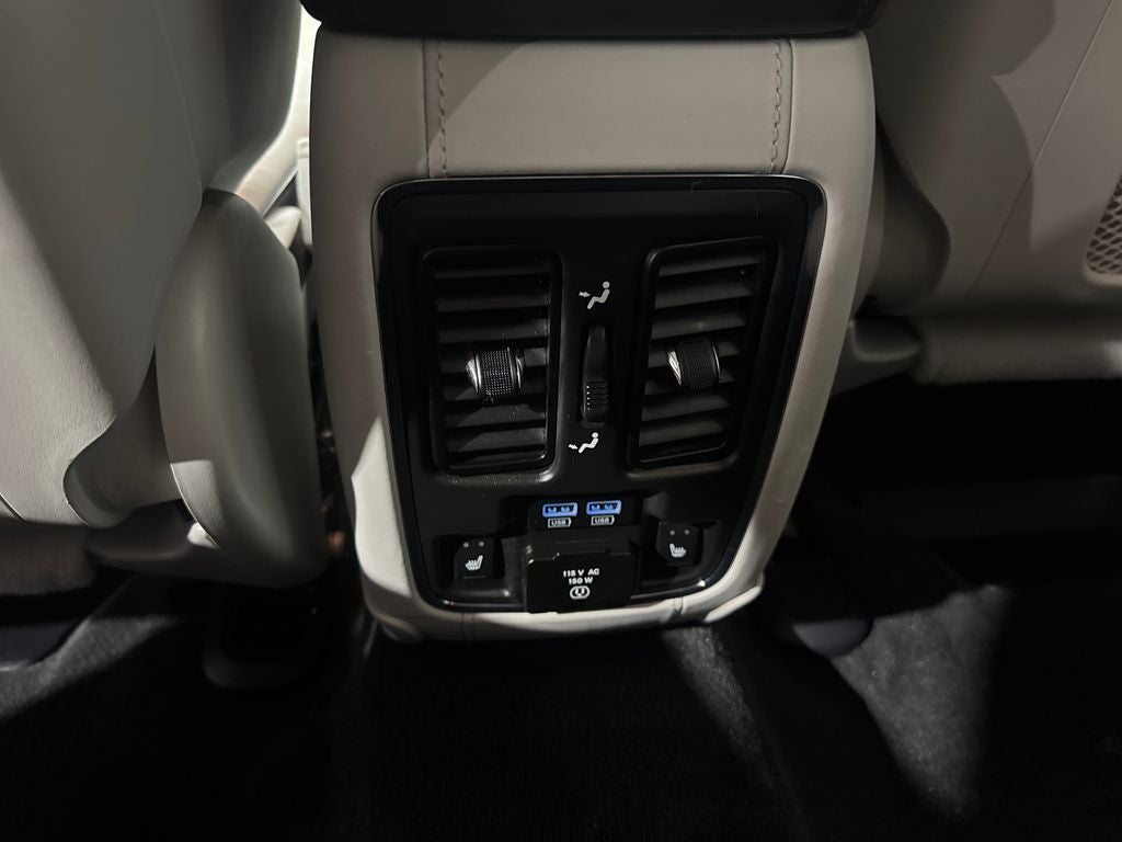 2021 Jeep Grand Cherokee Summit