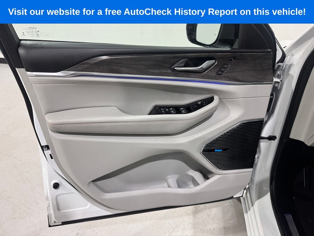 2022 Jeep Grand Cherokee Overland