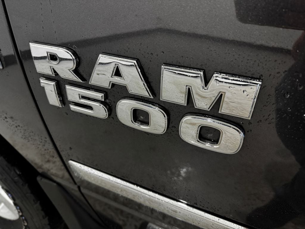 2016 RAM 1500 SLT
