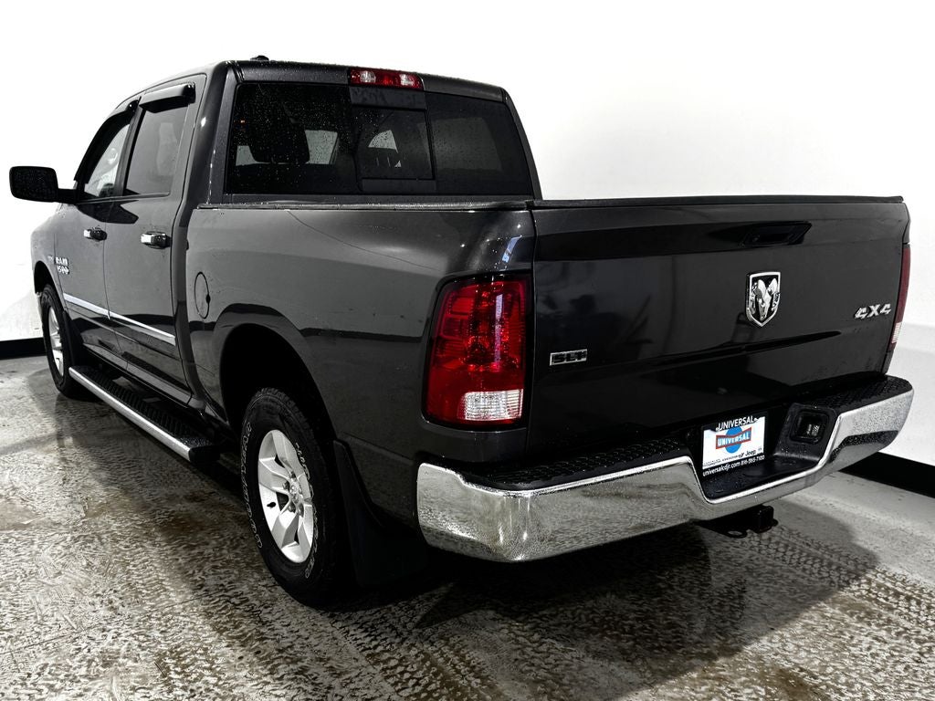 2016 RAM 1500 SLT