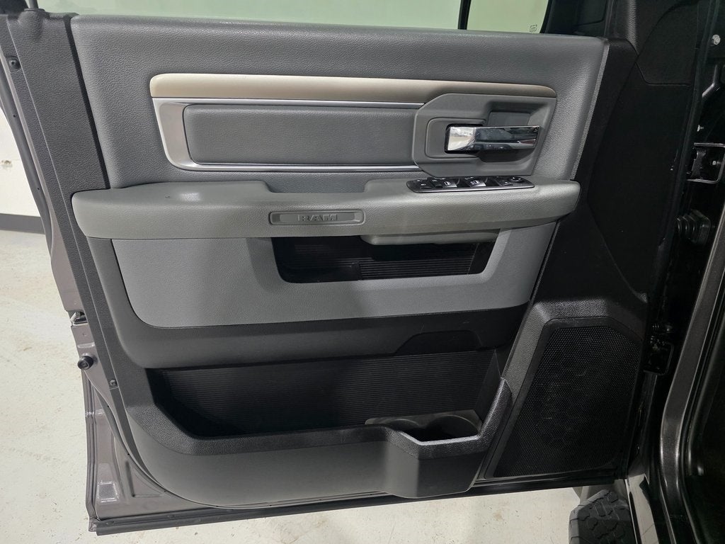 2019 RAM 1500 Classic SLT