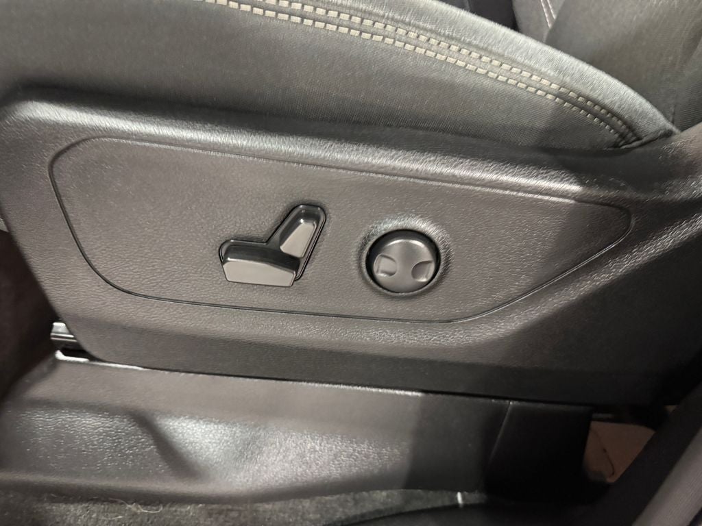 2022 RAM 1500 Big Horn/Lone Star Sport