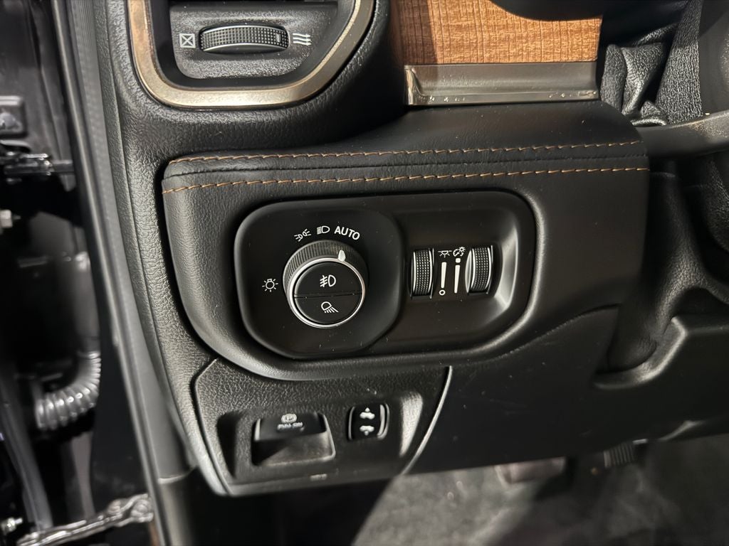 2022 RAM 1500 Laramie Longhorn