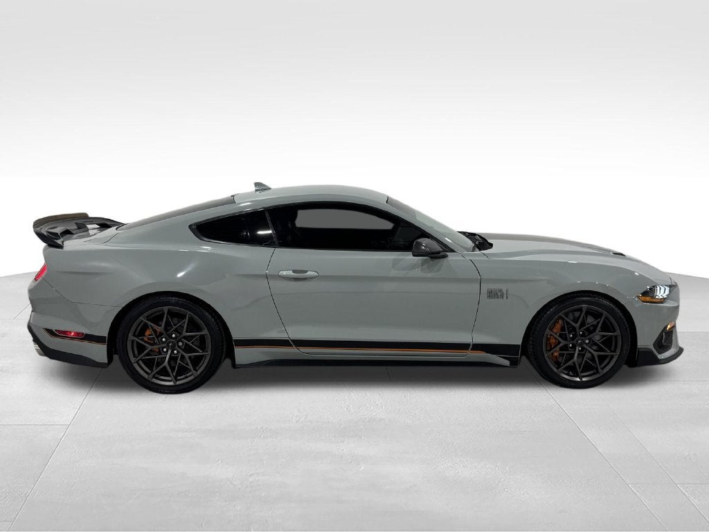 2022 Ford Mustang Mach 1
