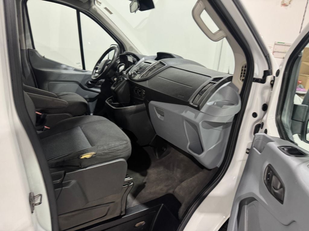 2017 Ford Transit-350 XLT