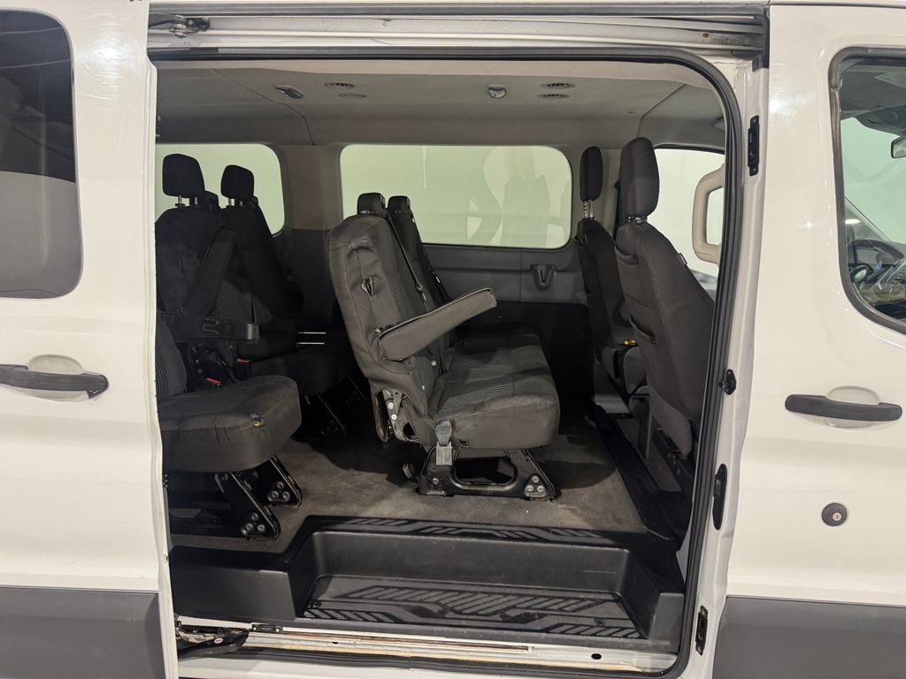 2017 Ford Transit-350 XLT
