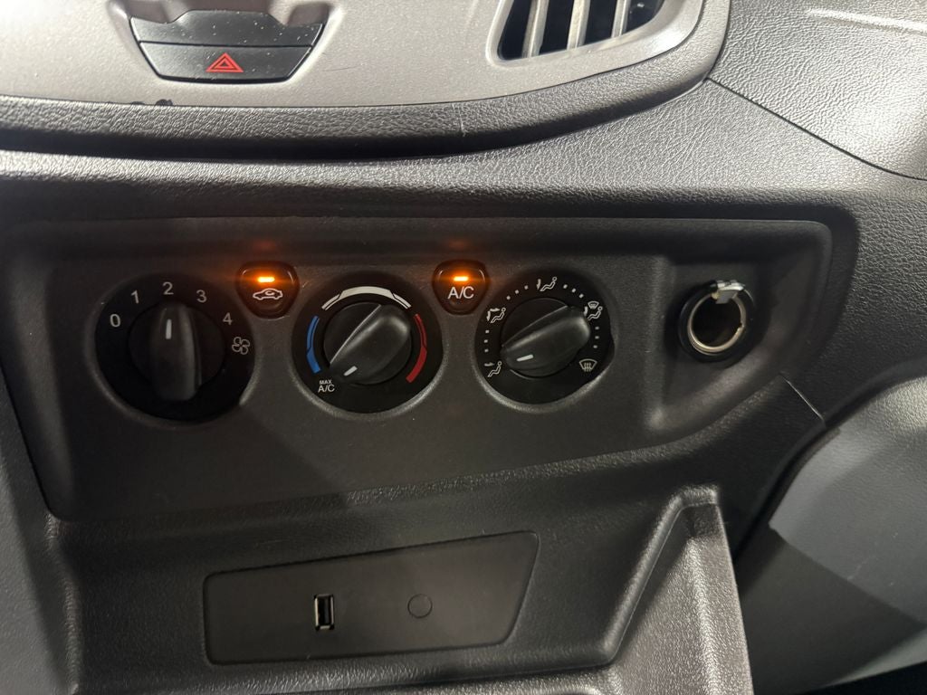 2017 Ford Transit-350 XLT