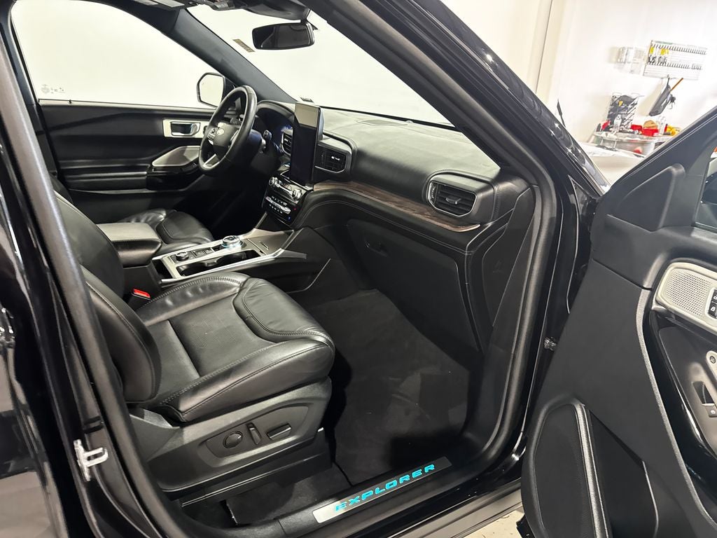 2022 Ford Explorer Platinum