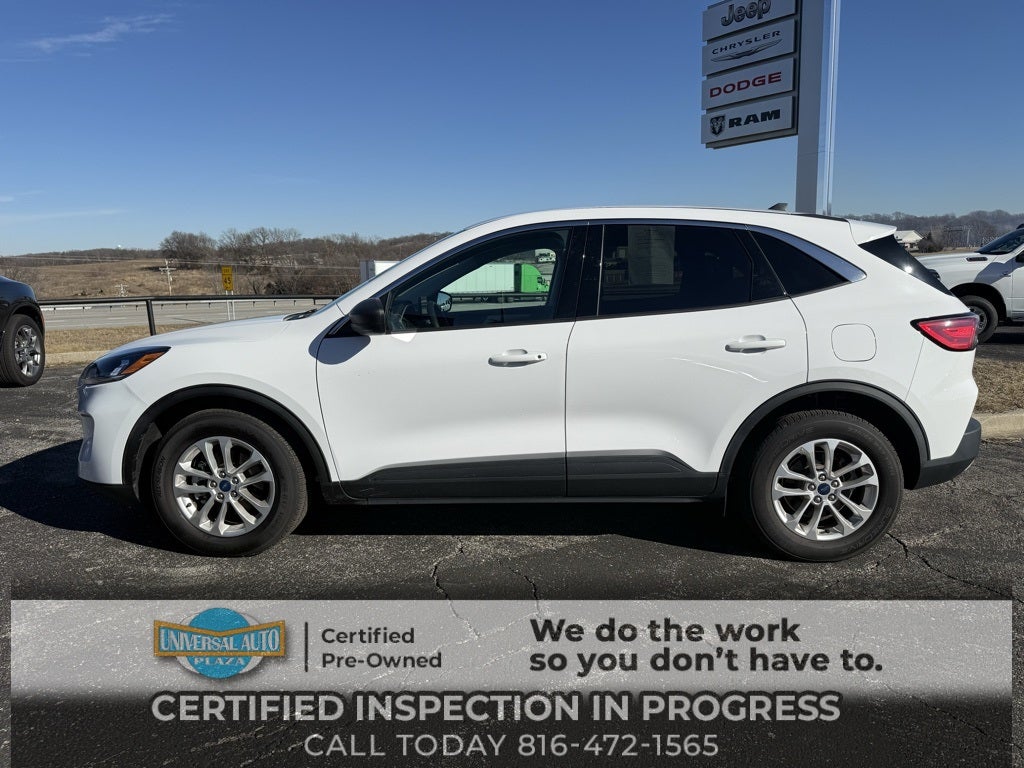 2022 Ford Escape Hybrid SE