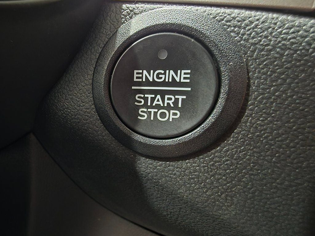 2022 Ford Escape Hybrid SE