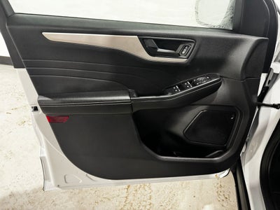 2022 Ford Escape Hybrid SE