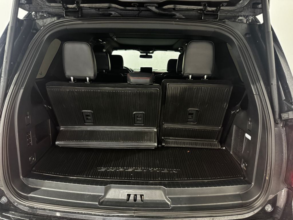 2024 Ford Expedition Limited Stealth Edition