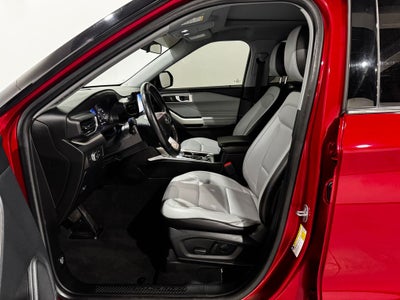2021 Ford Explorer XLT Sport Package