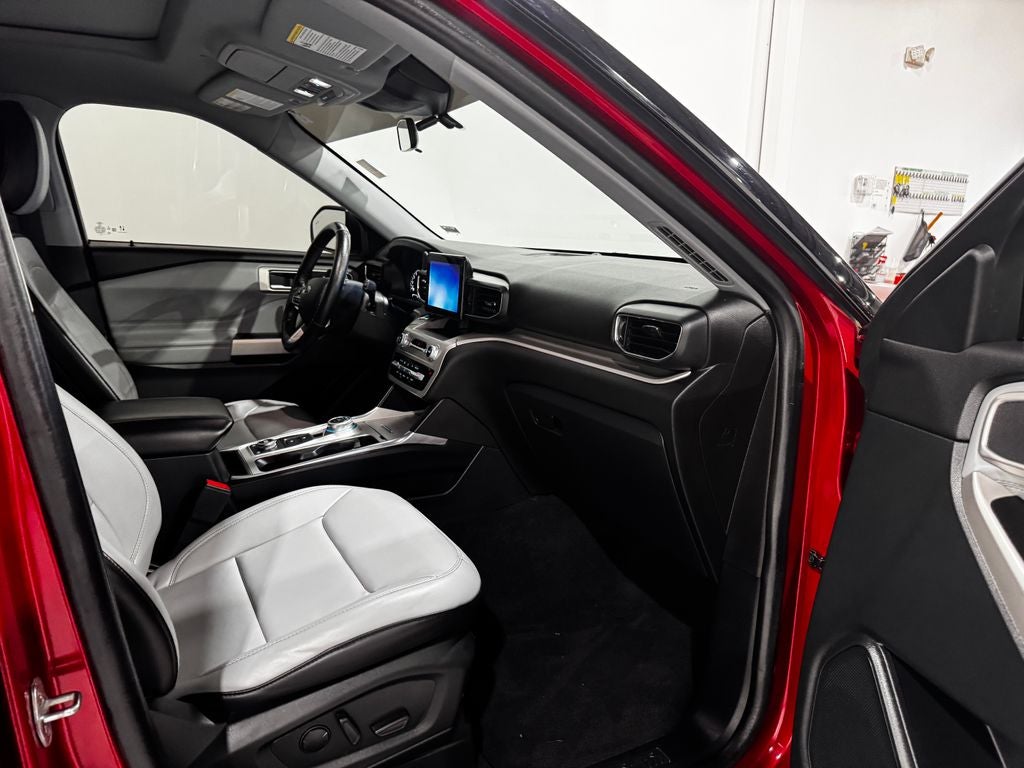 2021 Ford Explorer XLT Sport Package