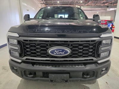 2023 Ford F-250SD Lariat Tremor Off-Road Package