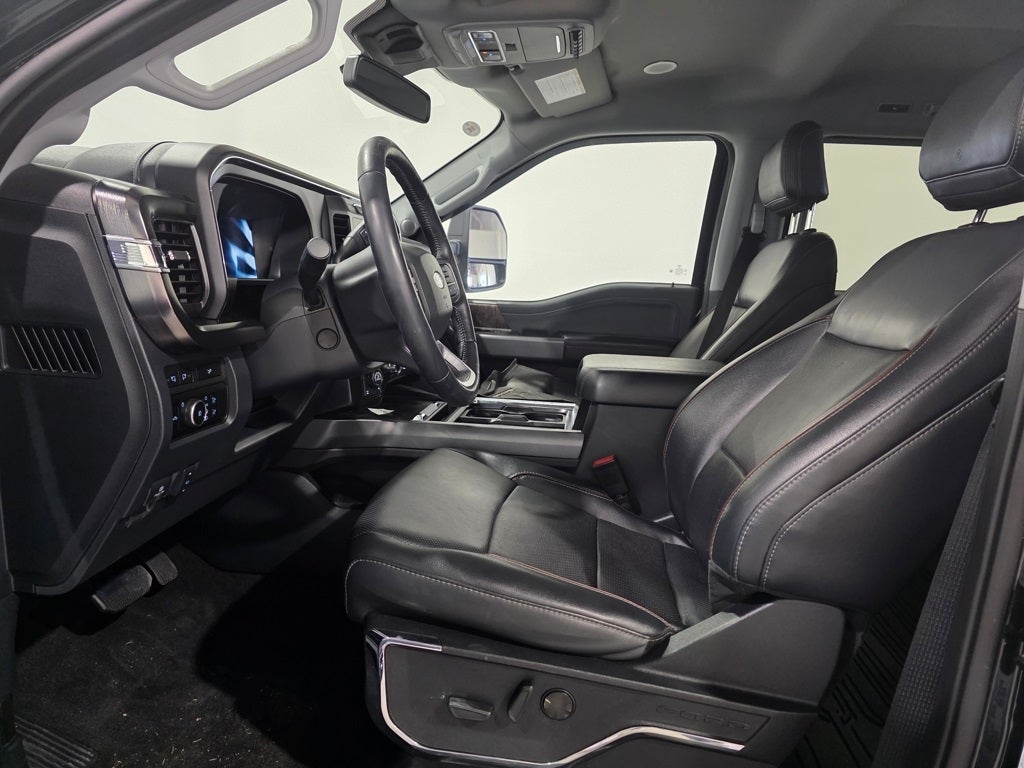 2023 Ford F-250SD Lariat Tremor Off-Road Package