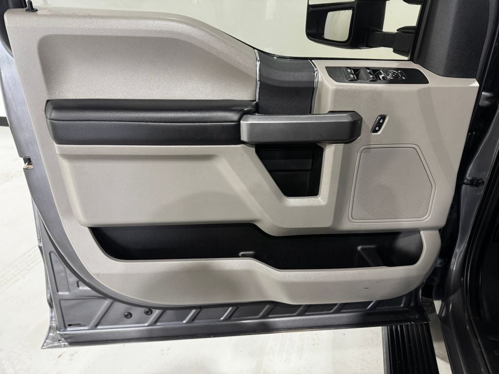 2022 Ford F-350SD XLT