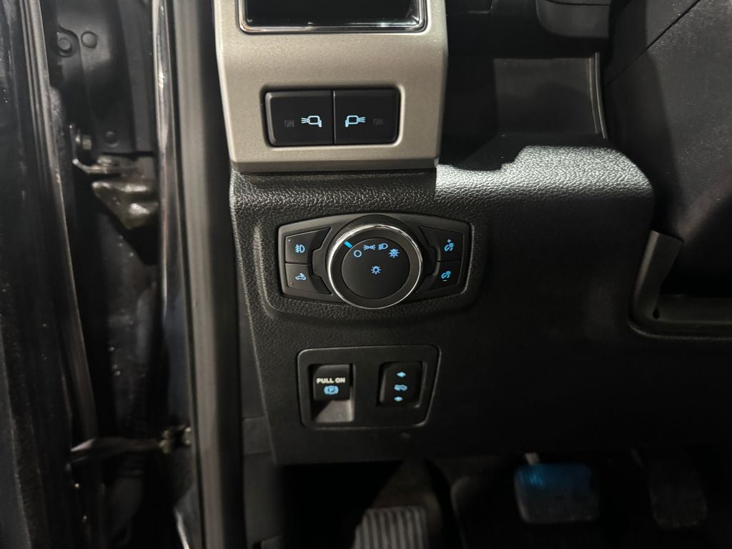 2020 Ford F-150 Lariat Sport FX4