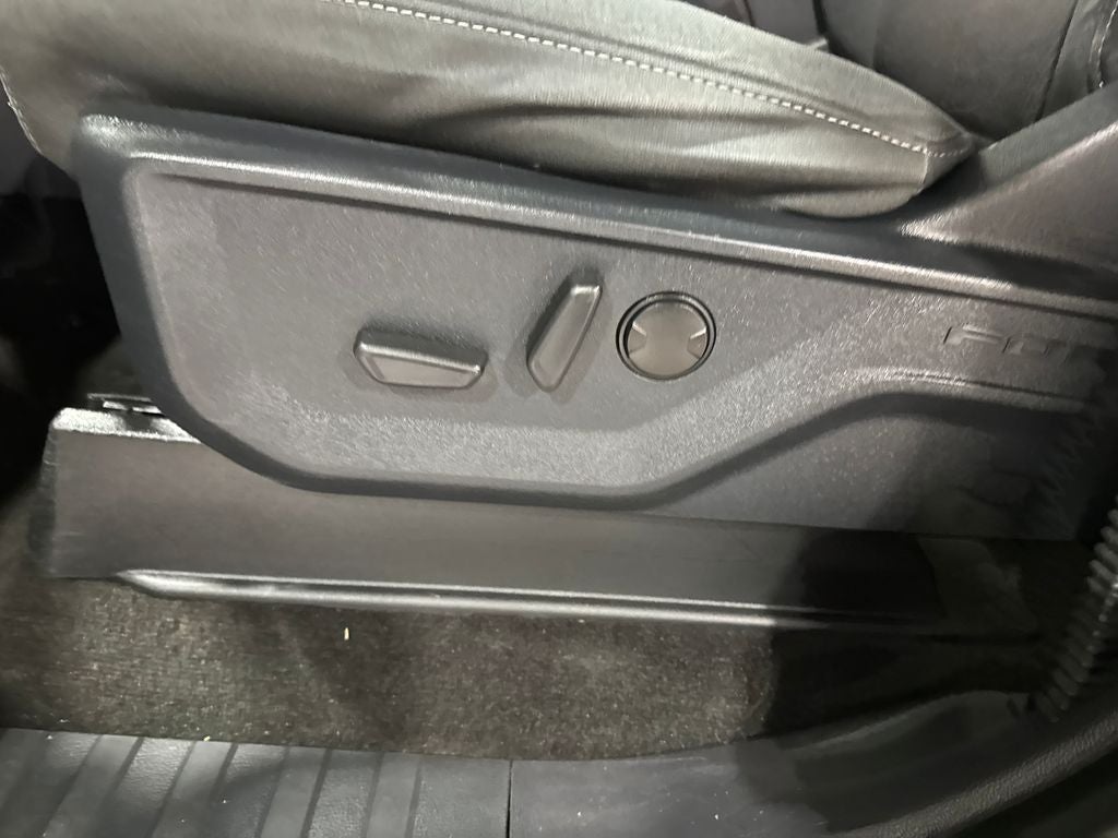 2023 Ford F-150 XLT Sport