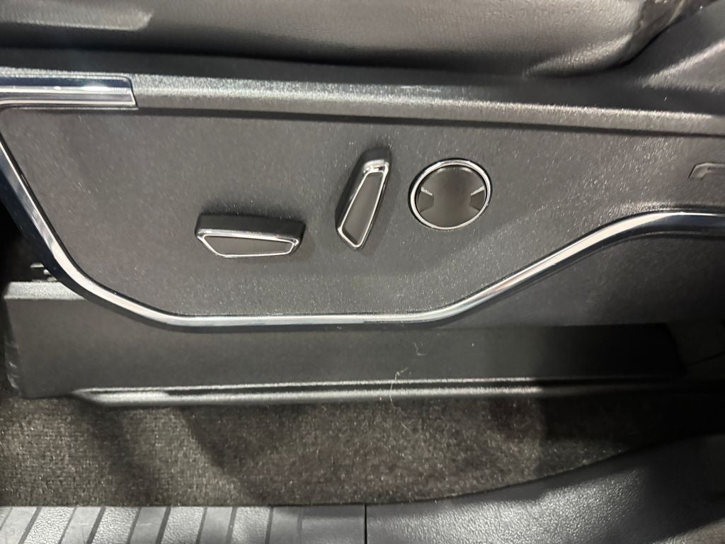 2022 Ford F-150 Lariat Sport