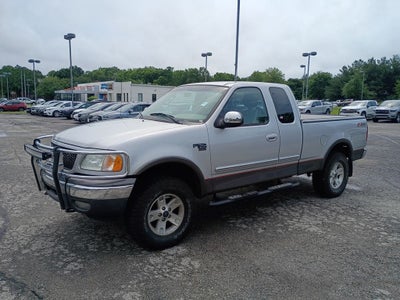 2002 Ford F-150 XLT