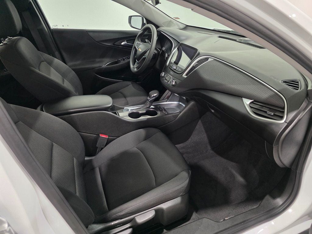 2022 Chevrolet Malibu LS 1FL