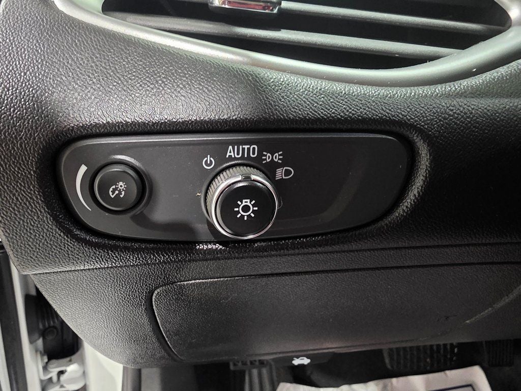 2022 Chevrolet Malibu LS 1FL