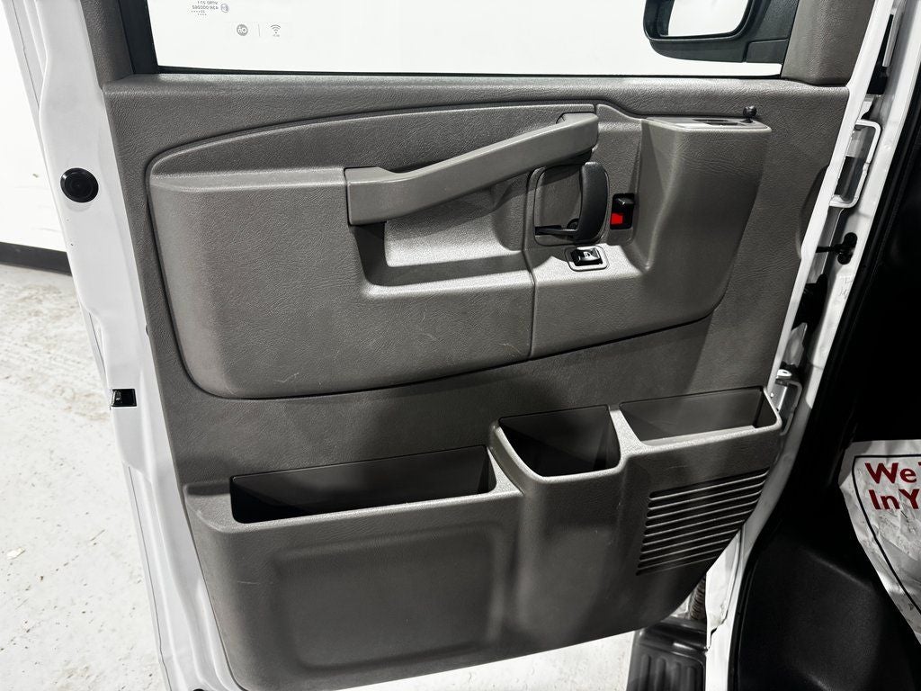 2023 Chevrolet Express 3500 LT Passenger