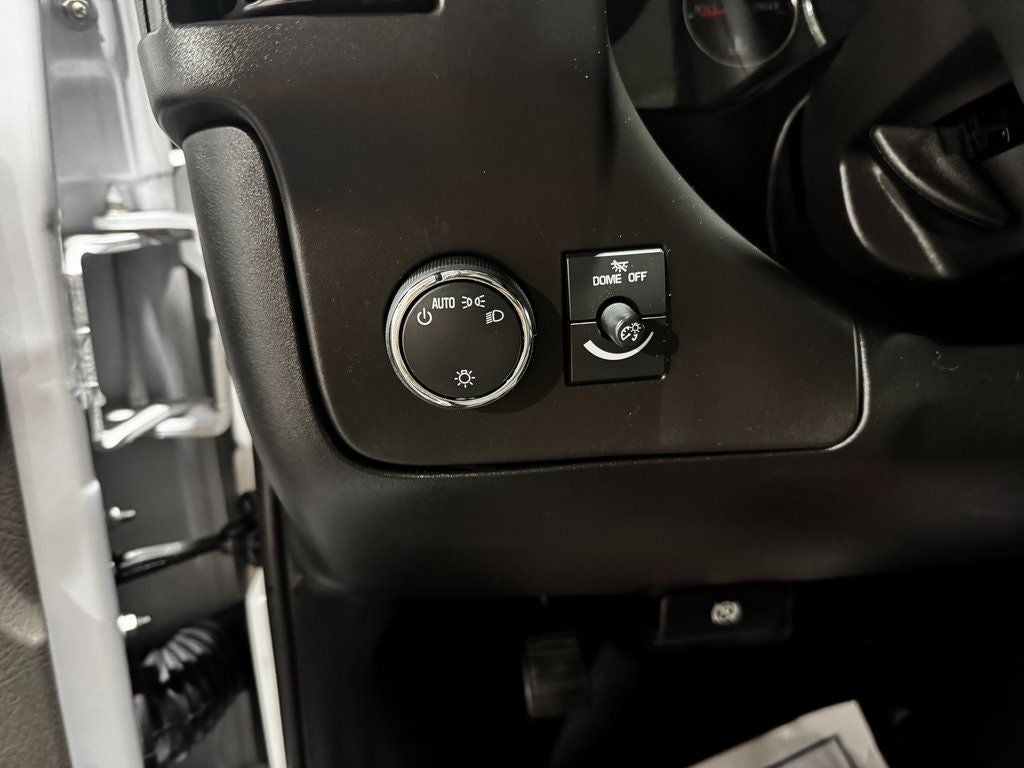 2023 Chevrolet Express 3500 LT Passenger