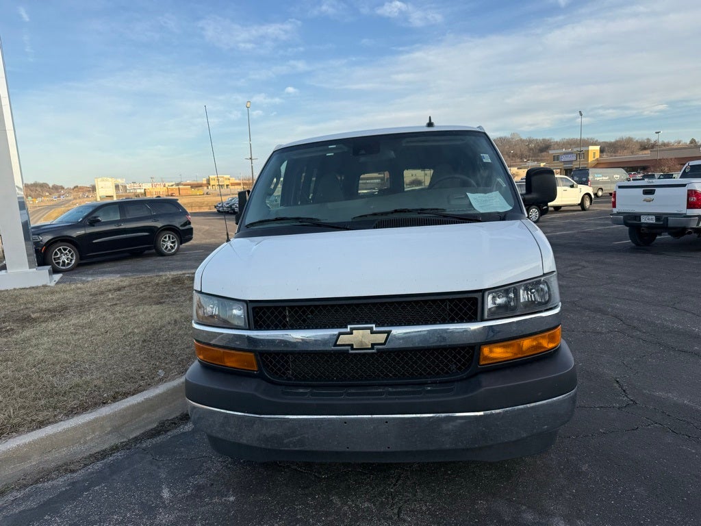2023 Chevrolet Express 3500 LT Passenger