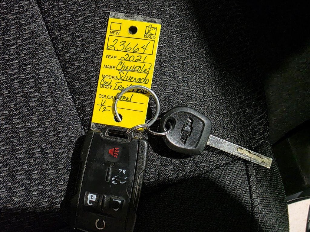 2021 Chevrolet Silverado 1500 Custom Trail Boss Z71