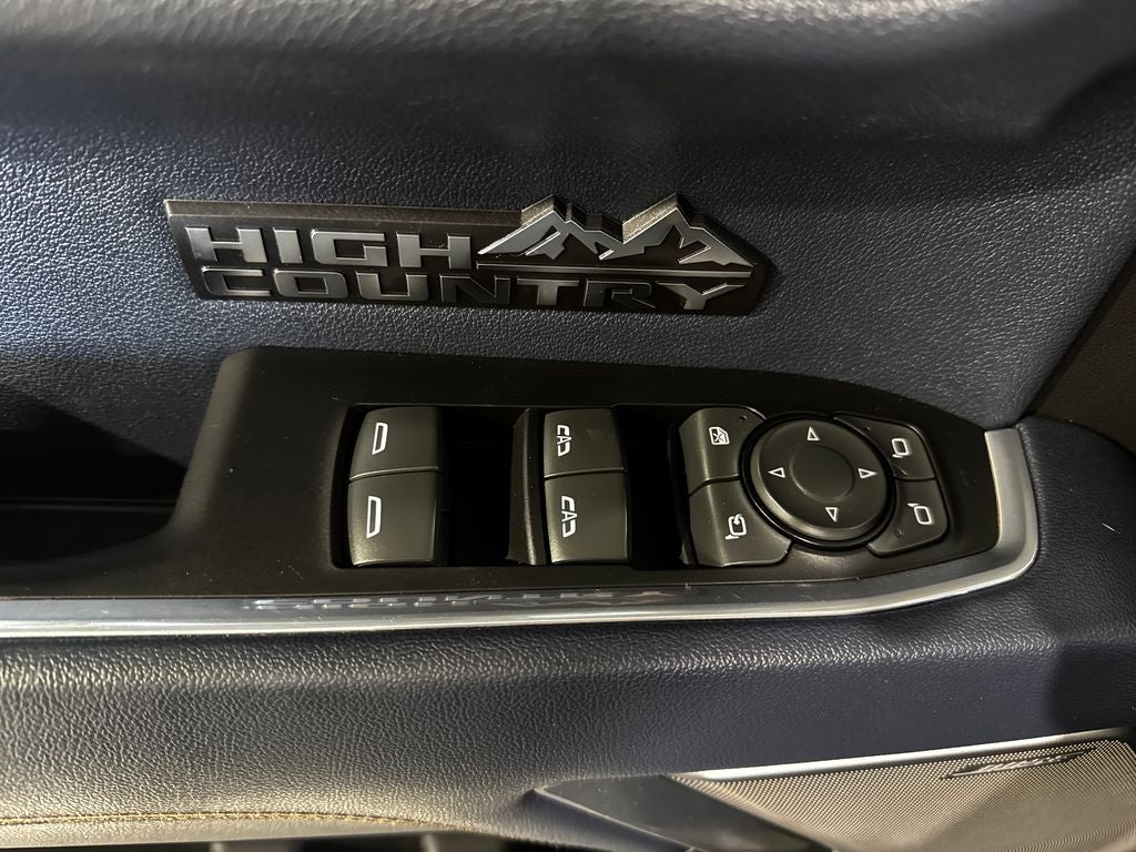 2022 Chevrolet Silverado 1500 High Country