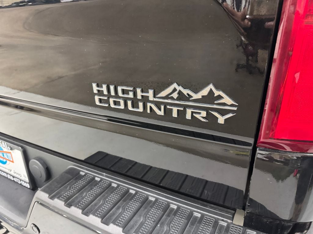 2022 Chevrolet Silverado 1500 LTD High Country