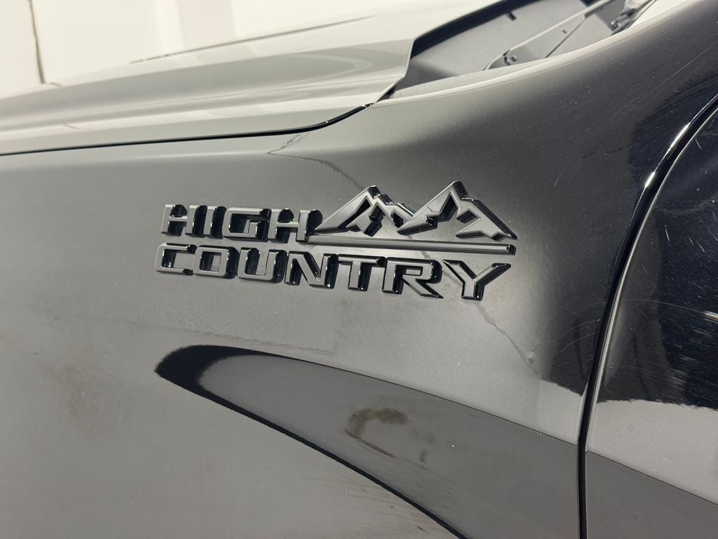 2022 Chevrolet Silverado 1500 LTD High Country