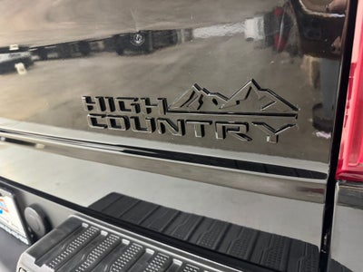 2022 Chevrolet Silverado 1500 LTD High Country