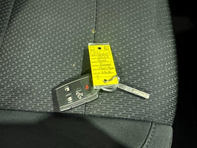 2023 GMC Sierra 2500HD Pro