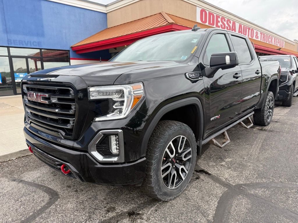 2021 GMC Sierra 1500 AT4