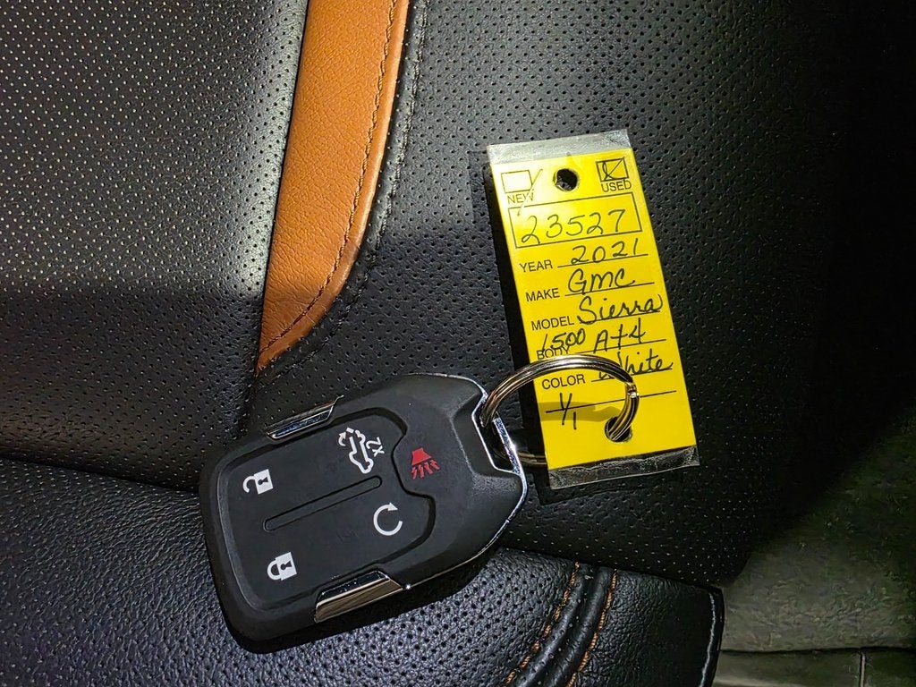 2021 GMC Sierra 1500 AT4