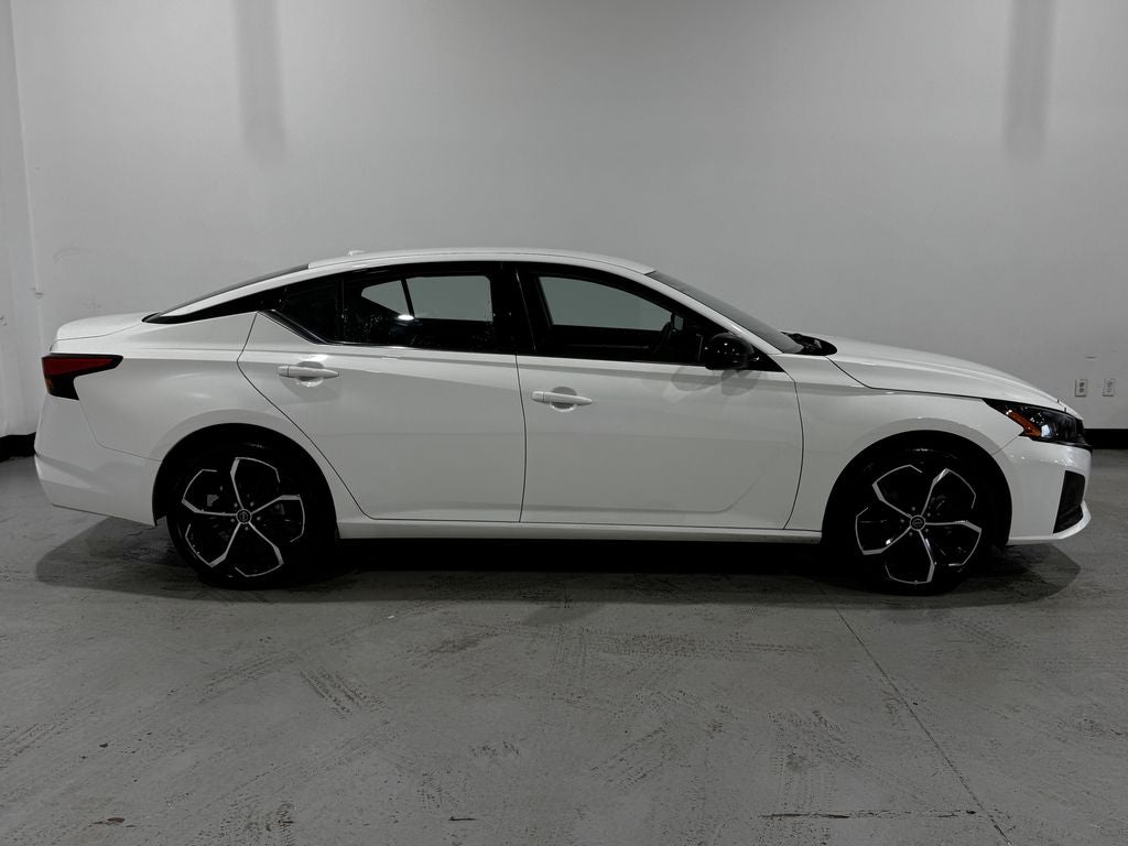 2025 Nissan Altima 2.5 SR