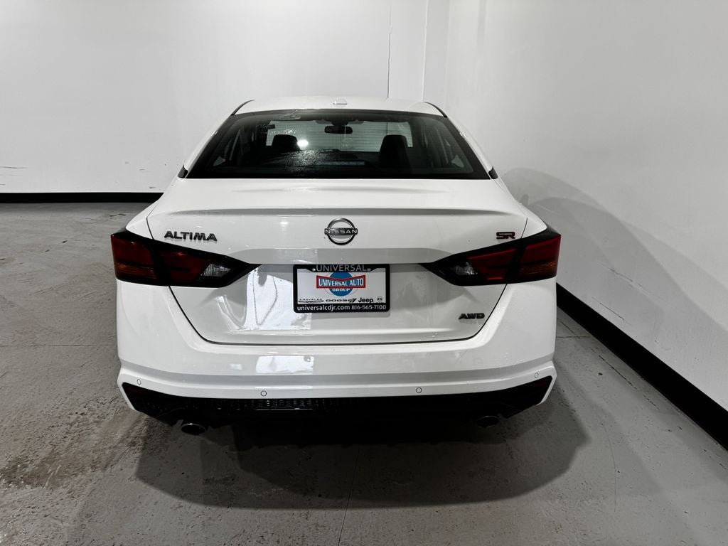 2025 Nissan Altima 2.5 SR