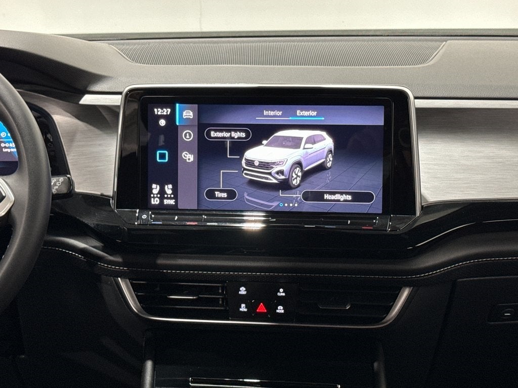 2024 Volkswagen Atlas Cross Sport 2.0T SE w/Technology