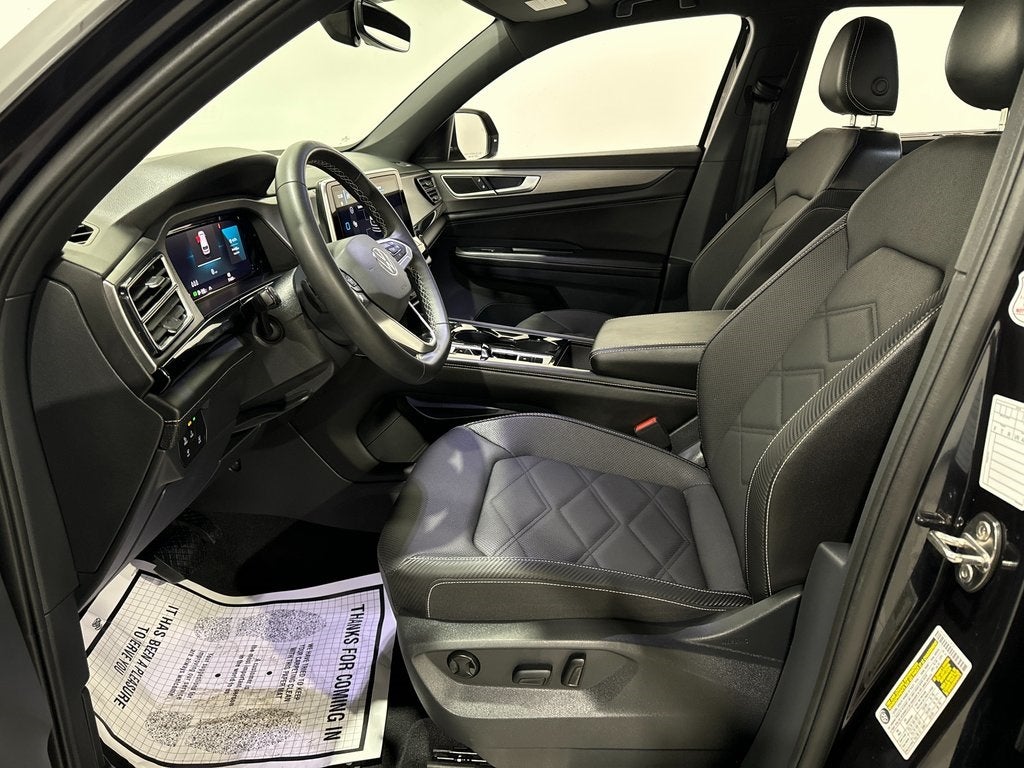 2024 Volkswagen Atlas Cross Sport 2.0T SE w/Technology