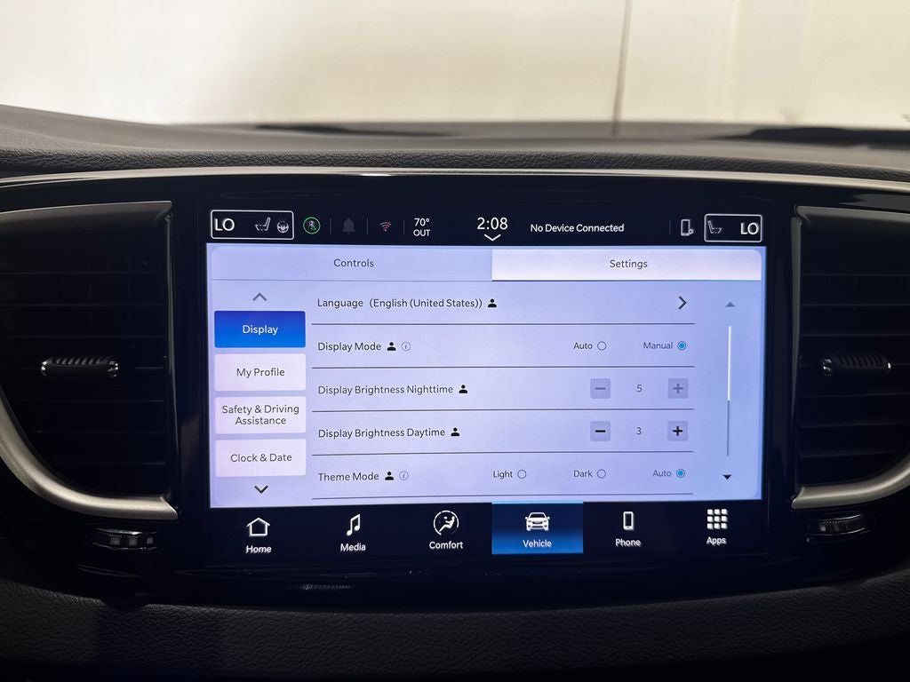 2025 Chrysler Pacifica Select
