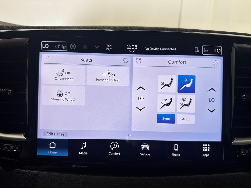 2025 Chrysler Pacifica Select